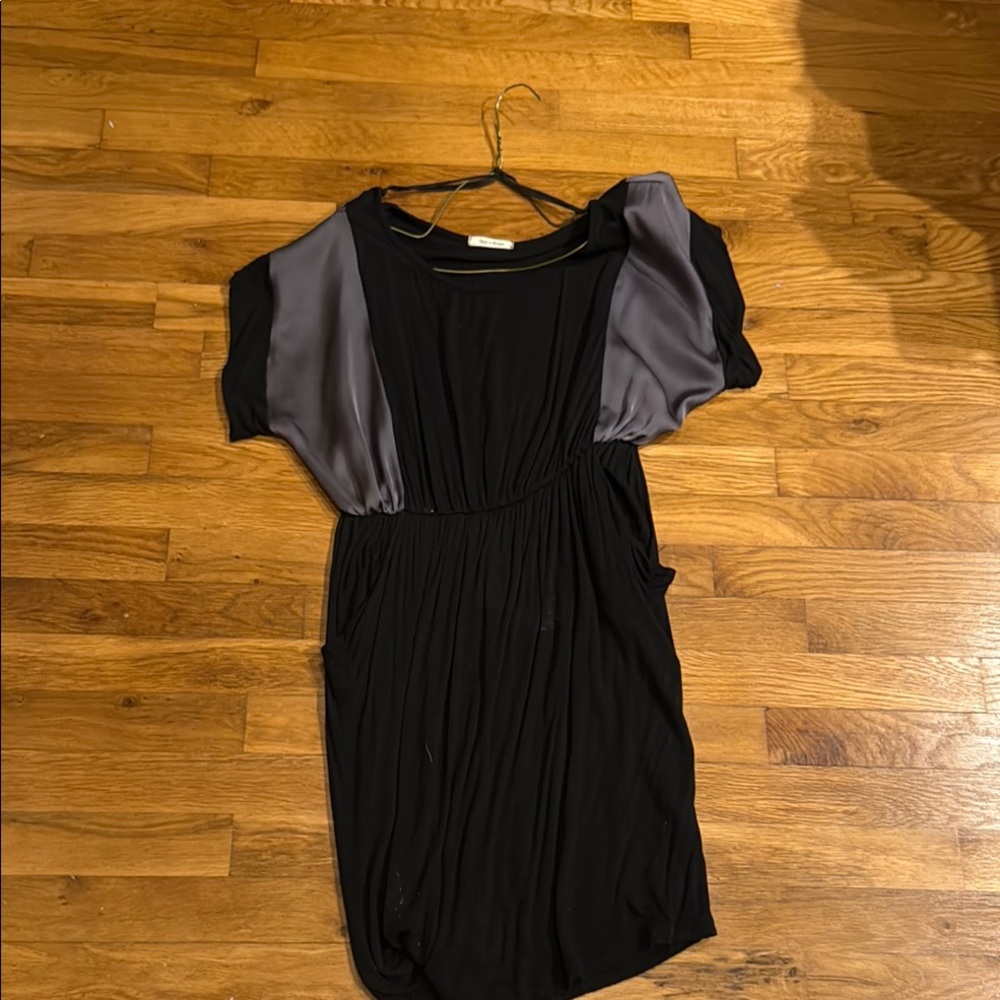 Tea n Rose Black and Gray Ruched Sheath Mini Dress